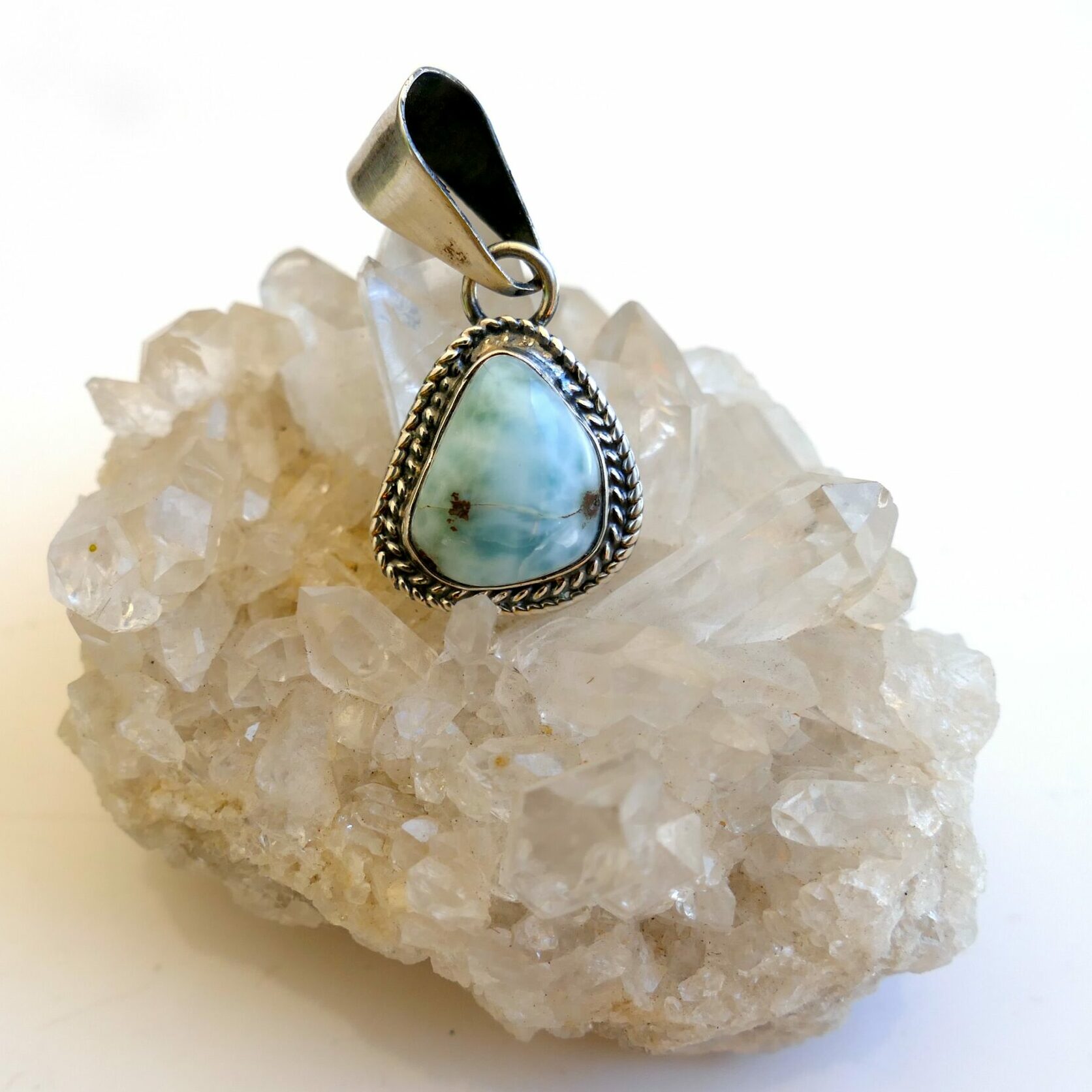 larimar3