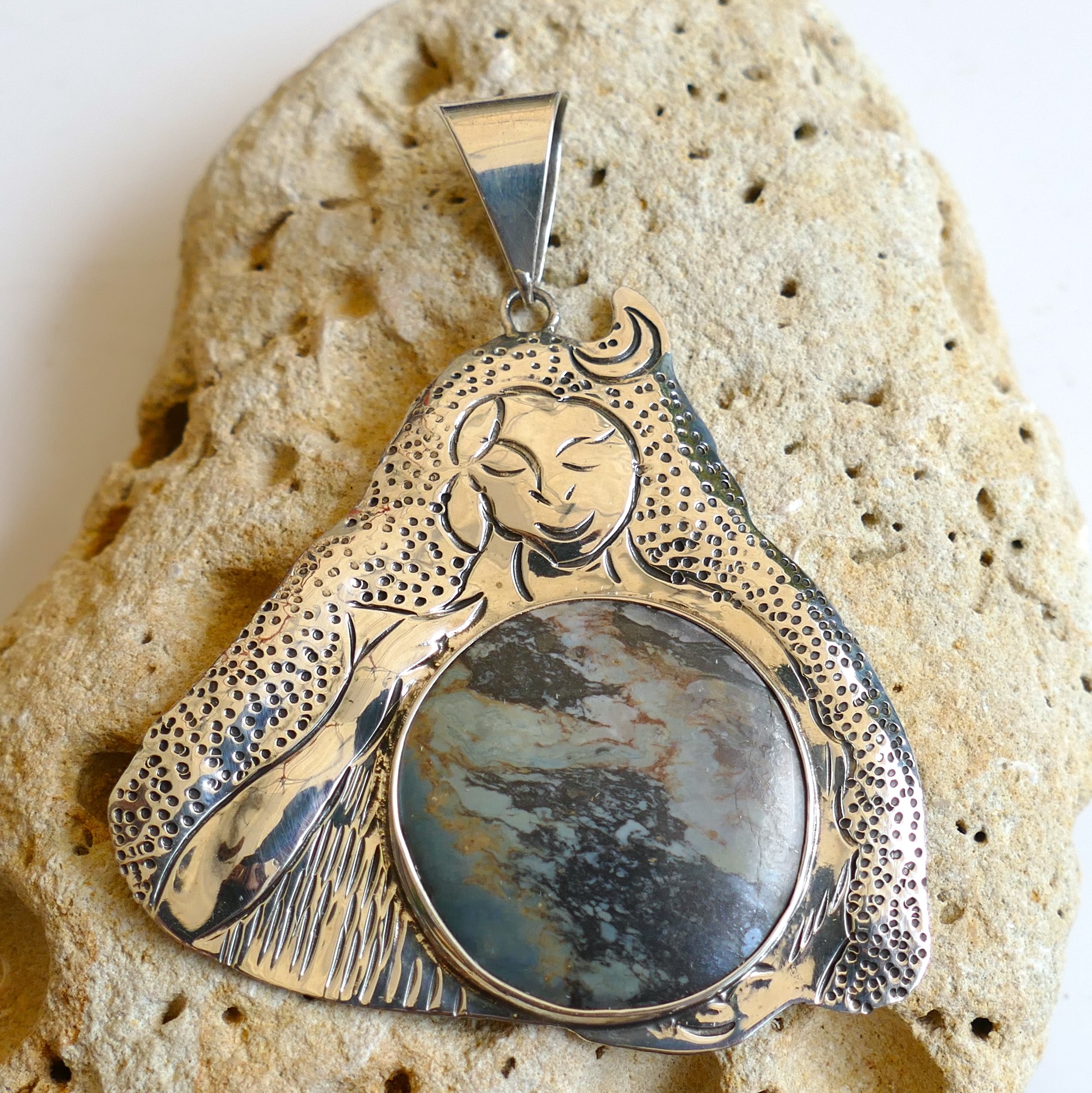 madre divina celestial